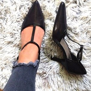 Fioni Size 7 Black strap Heels